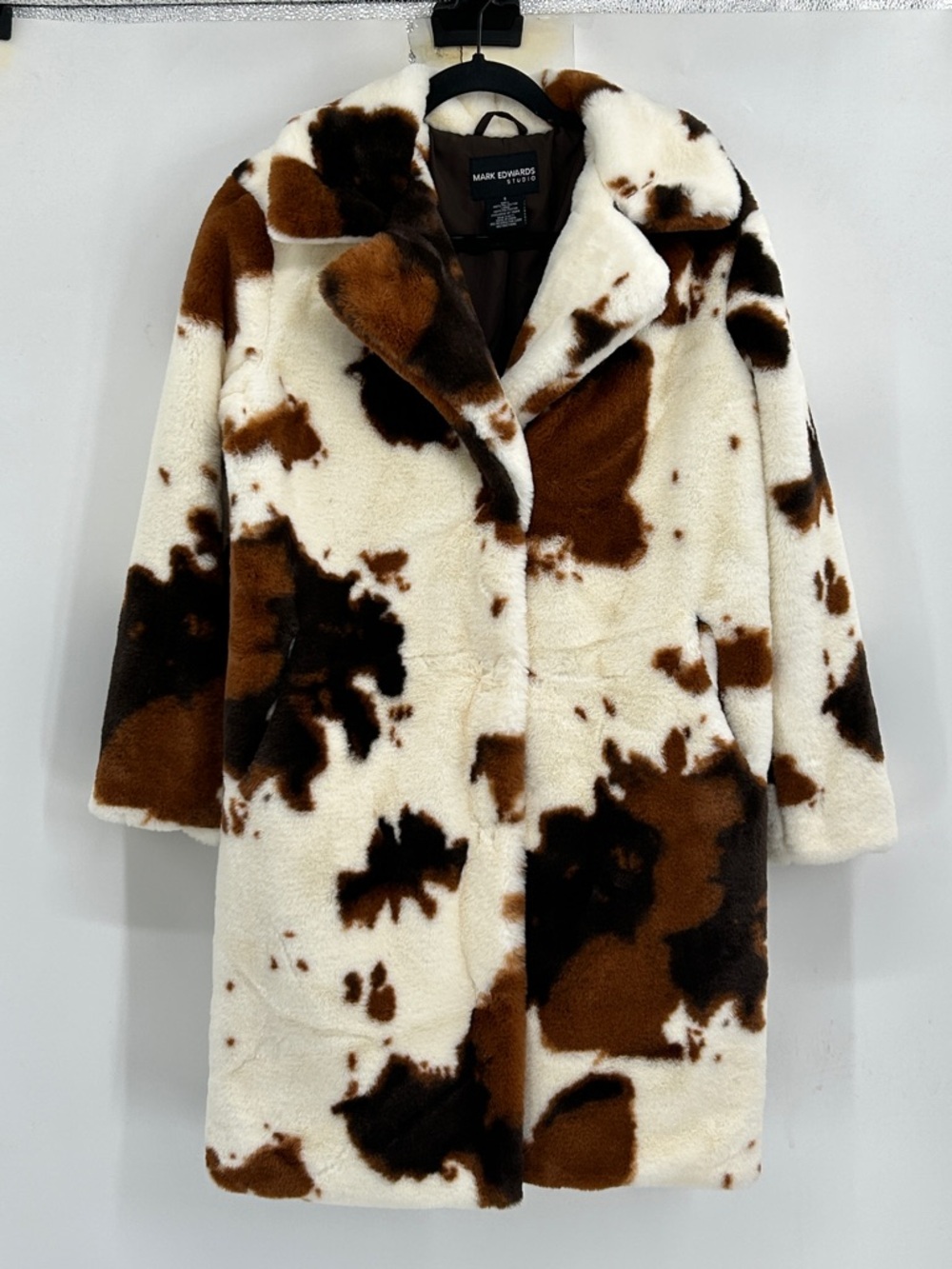Mark Edwards Studio Cow Print Coat Size Small Snap Front
